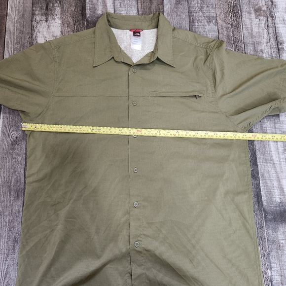 The North Face Short Sleeve Button Down Shirt Olive Green Men's Large - Picture 11 of 14